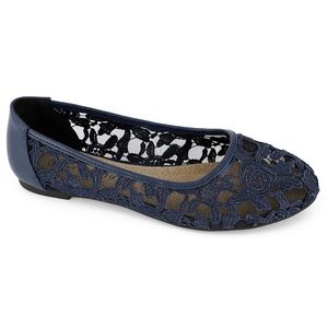 Greatonu Women’s Navy Lace Ballet Flats